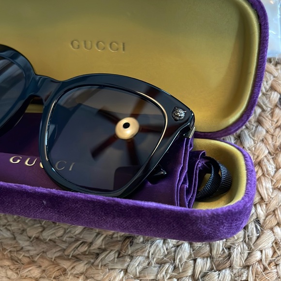 NWT GUCCI GG0217S Trendy cat-eye style plastic antique temples black sunglasses - Picture 3 of 9